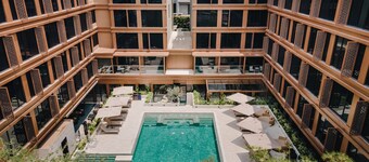 Nysa Hotel Bangkok Sukhumvit 11