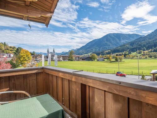 Cosy group accommodation near the ski lift