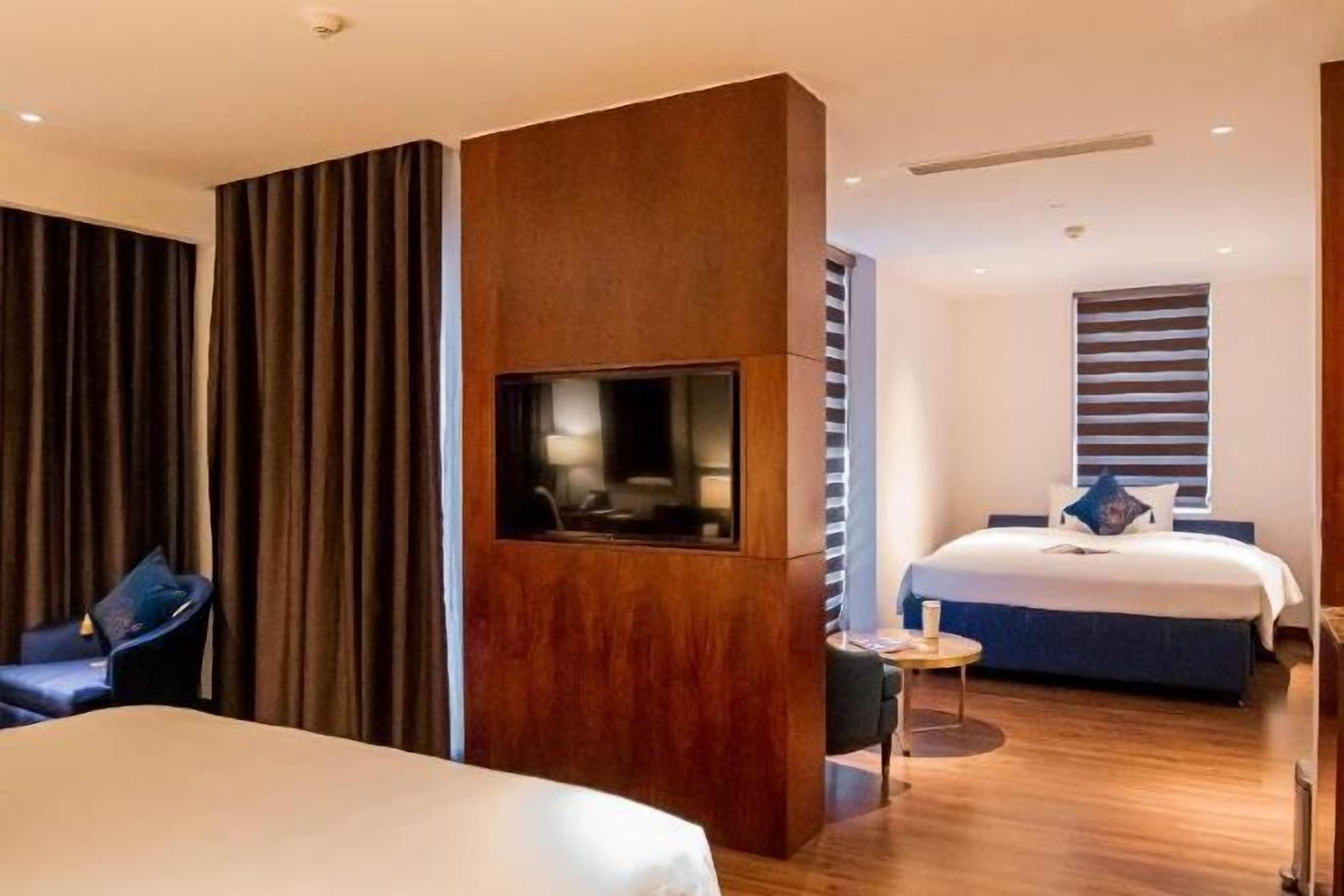 Minibar, in-room safe, desk, blackout curtains