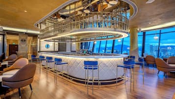 2 bares o lounges, bar junto a la alberca
