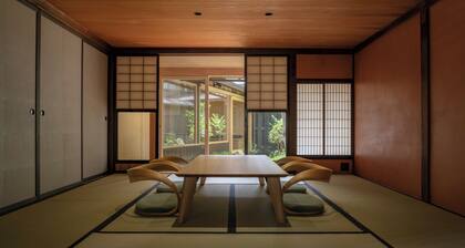 TANIYA-Luxury Machiya House with a semi open-air bath