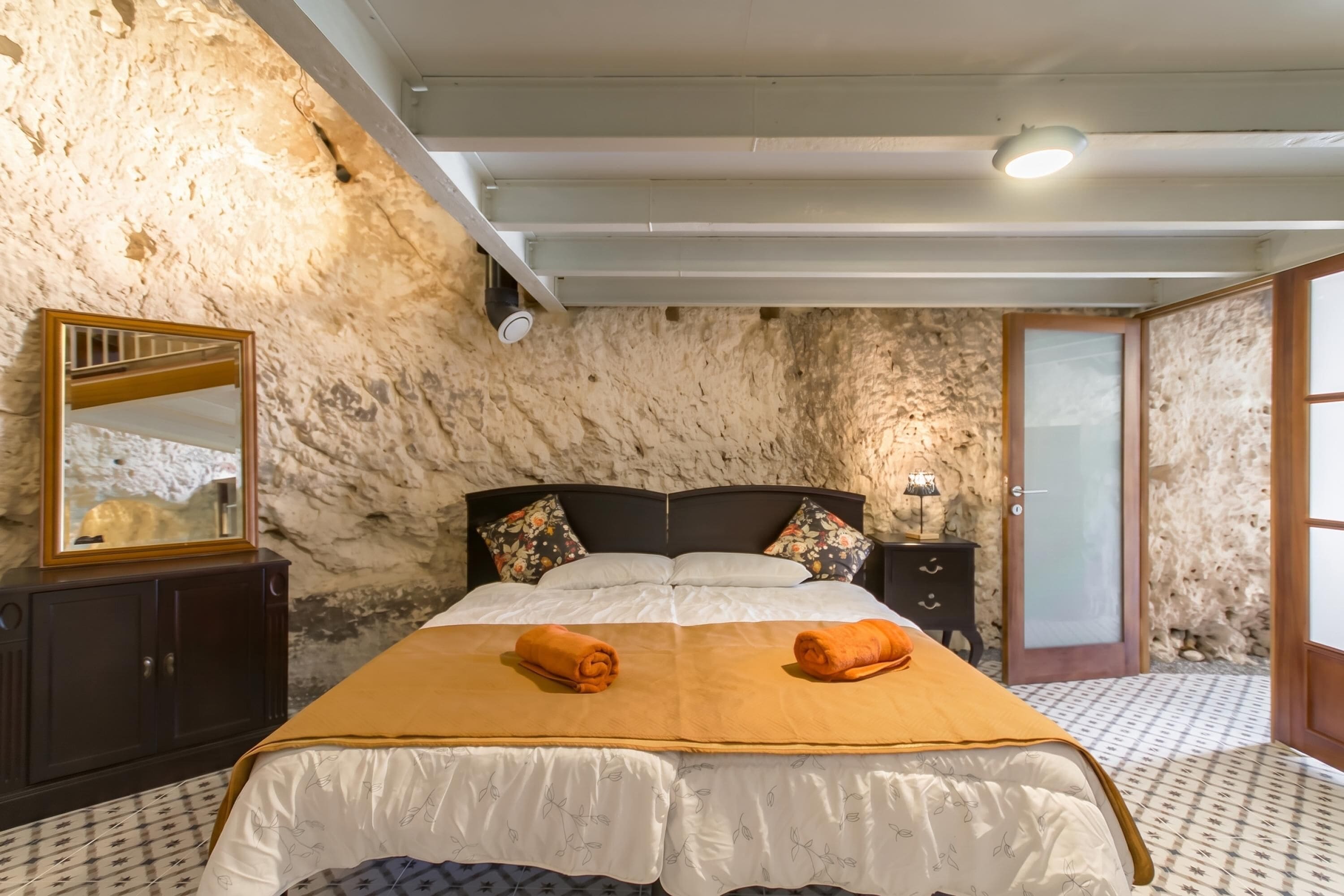Photo - Pleasant Stone House & Jacuzzi St Martin