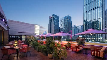 Cocktail bar, garden views, open daily