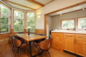 Villa | In-room dining