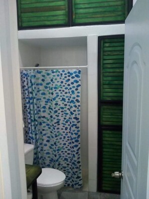 Dusche, Handtücher, Seife, Shampoo