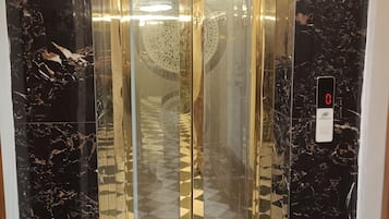 Elevator