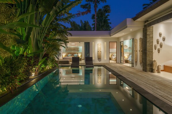 Exterior - Villa Cuatro (Seminyak)