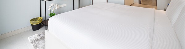2 bedrooms, iron/ironing board, free WiFi