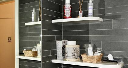 Sole tra i pini - foresteria lombarda