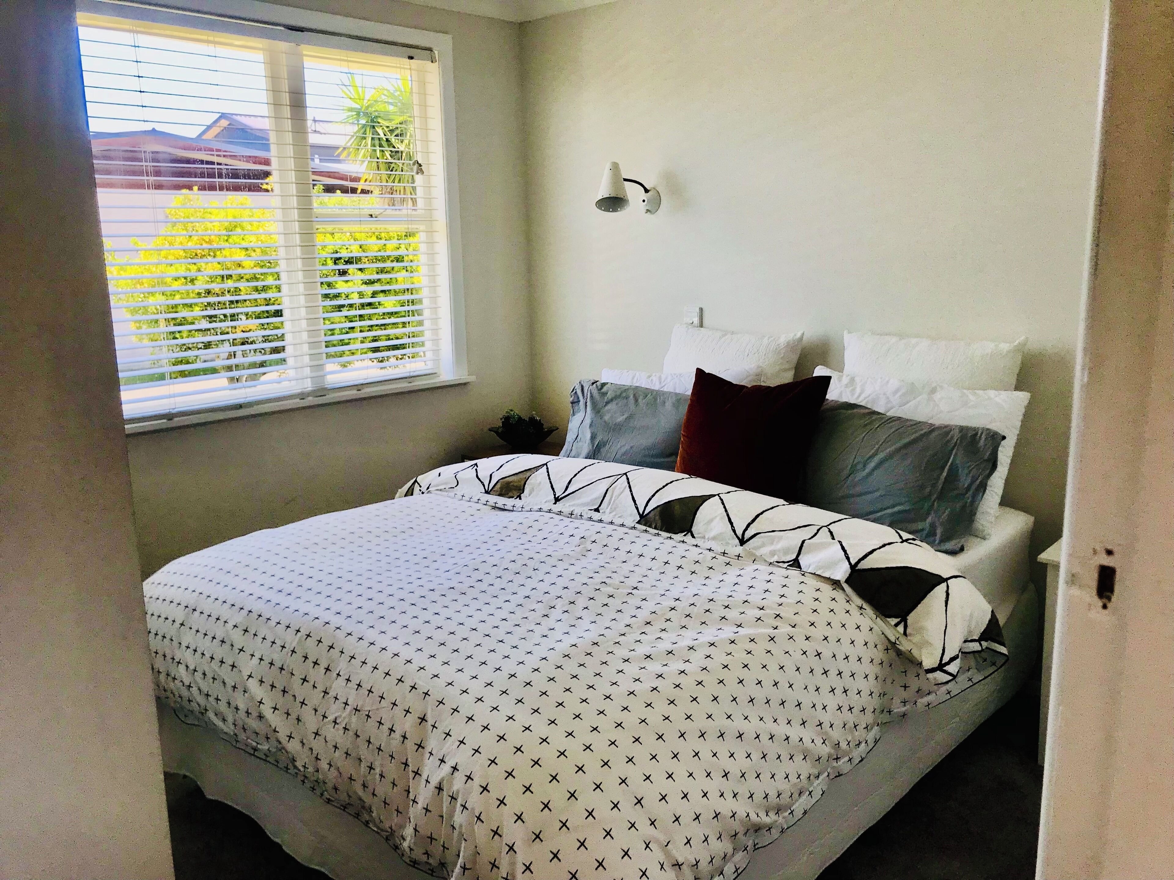3 bedrooms, iron/ironing board, free WiFi