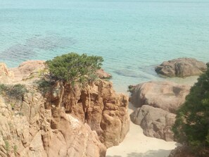 Beach - Red coast apartment x 2 terrace sea view Swimming pool sunbeds, umbrellas (Trinità d'Agultu e Vignola)