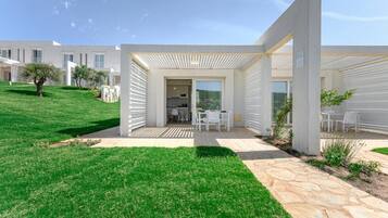 Apartment, 1 Bedroom, Balcony | Property grounds