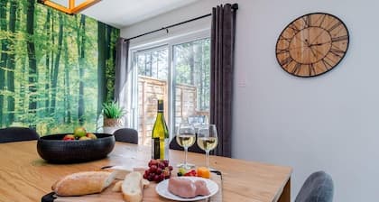 Le Taïga | Pool Table • Nature • Pet Friendly