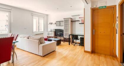 Beautiful and cozy apartment in Pamplona.