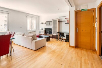 Beautiful and cozy apartment in Pamplona.