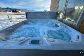 Bain à remous extérieur