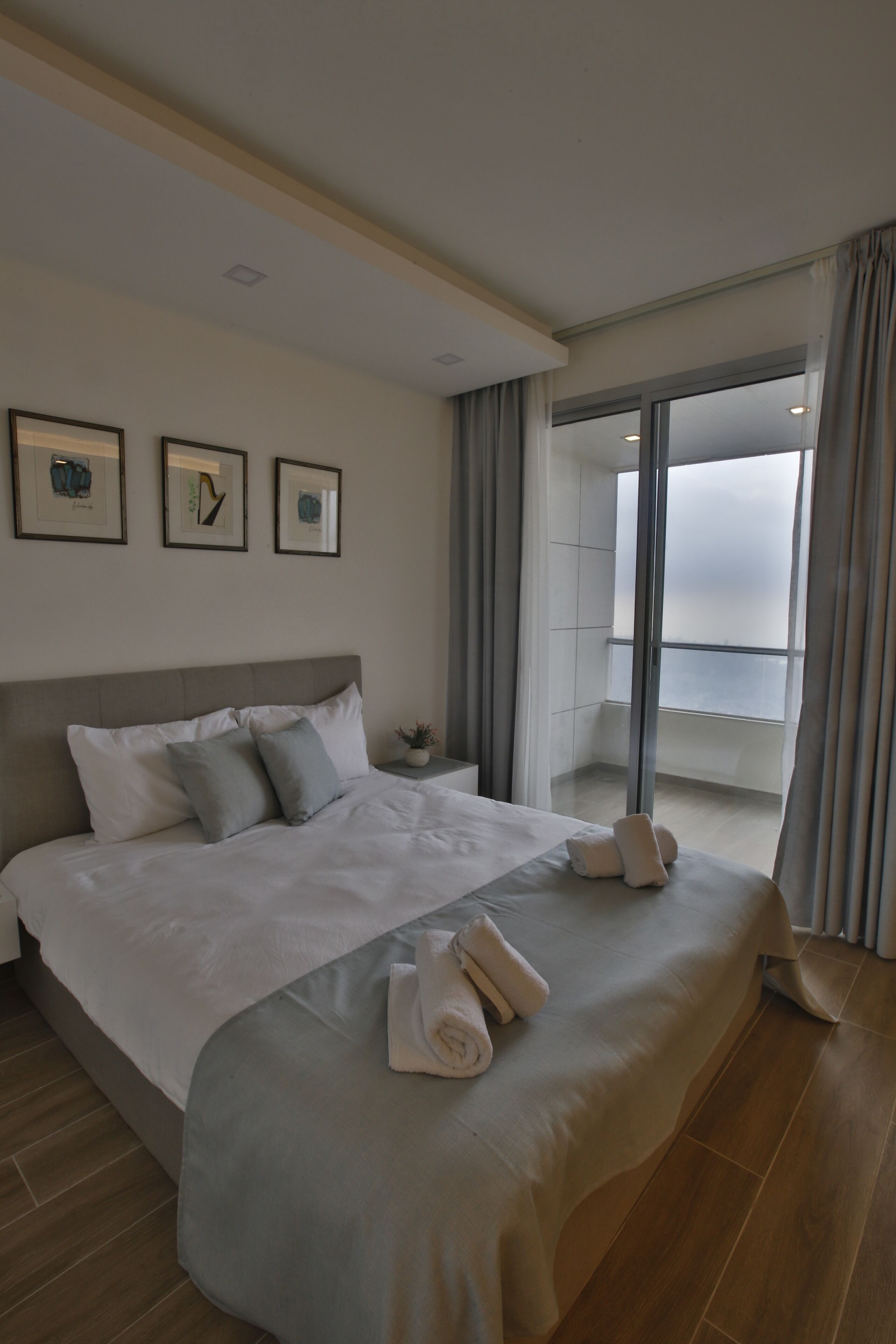 Premium Apartment | 1 bedroom, in-room safe, blackout drapes, soundproofing