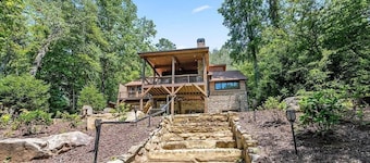 On Toccoa River - Luxury Riverfront - Hot tub