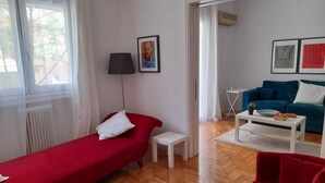 Appartement, 1 slaapkamer, balkon, uitzicht op stad | Lounge