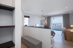 Luxury Apartment, 4 Bedrooms, River View, Oceanfront | 4 bedrooms, free WiFi - Bayside Apartments (Cape Town)