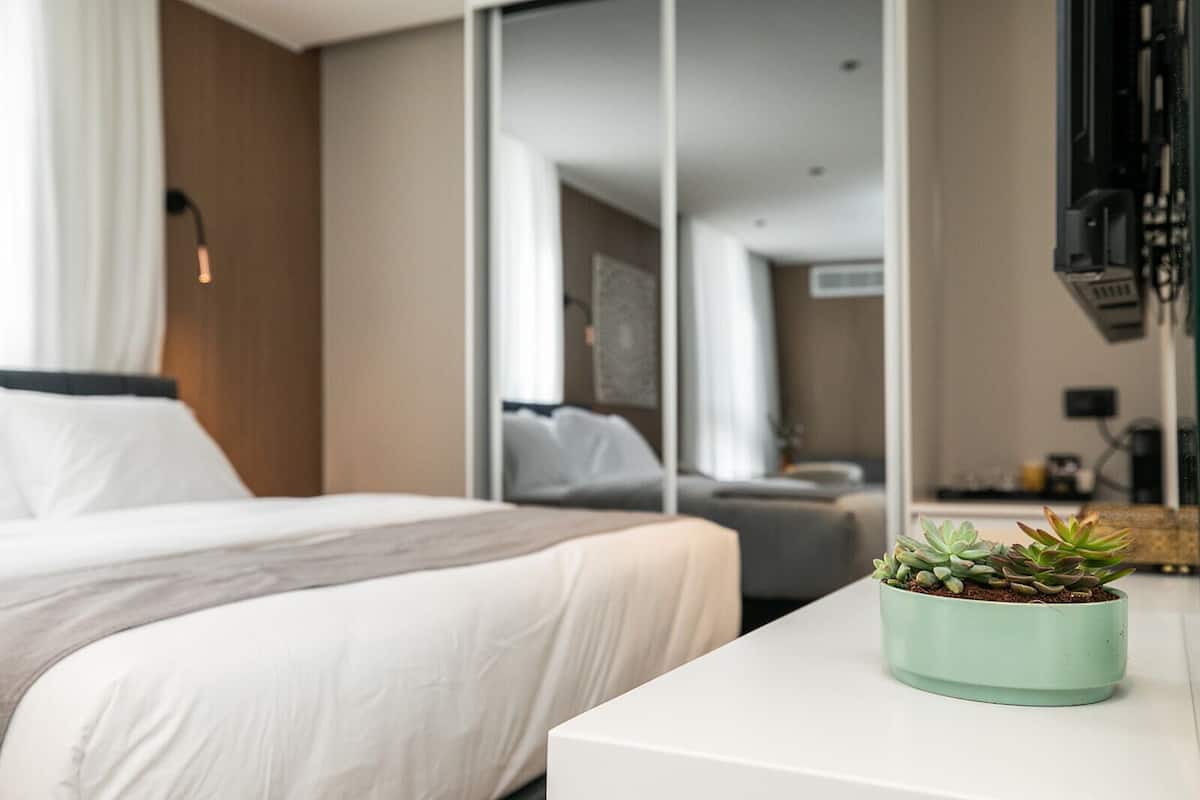 Junior-Suite | Bügeleisen/Bügelbrett, kostenloses WLAN, Bettwäsche