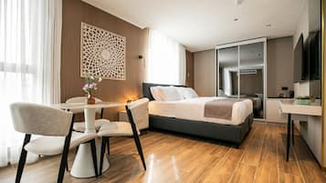 Junior Suite | Iron/ironing board, free WiFi, bed sheets