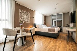 Junior Suite | Iron/ironing board, free WiFi, bed sheets