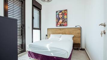 Deluxe-Apartment | 1 Schlafzimmer, Bügeleisen/Bügelbrett, kostenloses WLAN, Bettwäsche