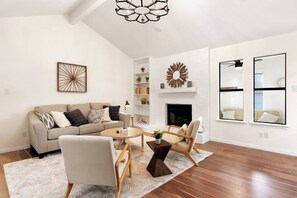 Unclassified image, 2 of 55, button - Radiant & Refined | Stylish 4BR Home in Round Rock (Round Rock)