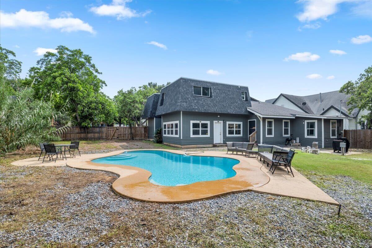 Oasis in San Antonio - Awesome Pool!