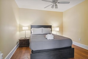 1 Schlafzimmer, Bügeleisen/Bügelbrett, WLAN, Bettwäsche