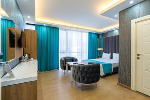 Deluxe Room, 1 Double Bed | Premium bedding, minibar, desk, laptop workspace - BLACK PALACE HOTEL (Istanbul)