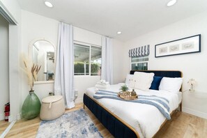 1 soverom, skrivebord, strykejern/-brett og wi-fi