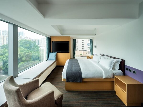 Blackout drapes, iron/ironing board, free WiFi, bed sheets - Greenery Inn (Macau)