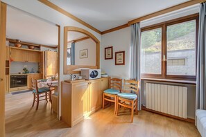 Appartement Standard, plusieurs chambres (Appartamento Alpetta 37 Ski In - Ski) | Intérieur
