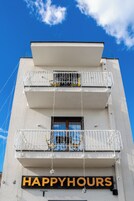 Fachada de la propiedad