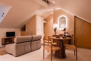 Smart TV, DVD player, books