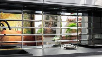 Studio, Kitchen | Bed sheets