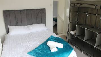 Rumah, 2 Tempat Tidur Queen | 2 kamar tidur, setrika/meja setrika, Wi-Fi gratis, dan seprai linen