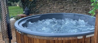 Cosy cottage in peaceful rural retreat