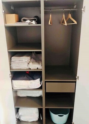 Interior - The practice - living as therapy (including own parking space) (Arnstadt)