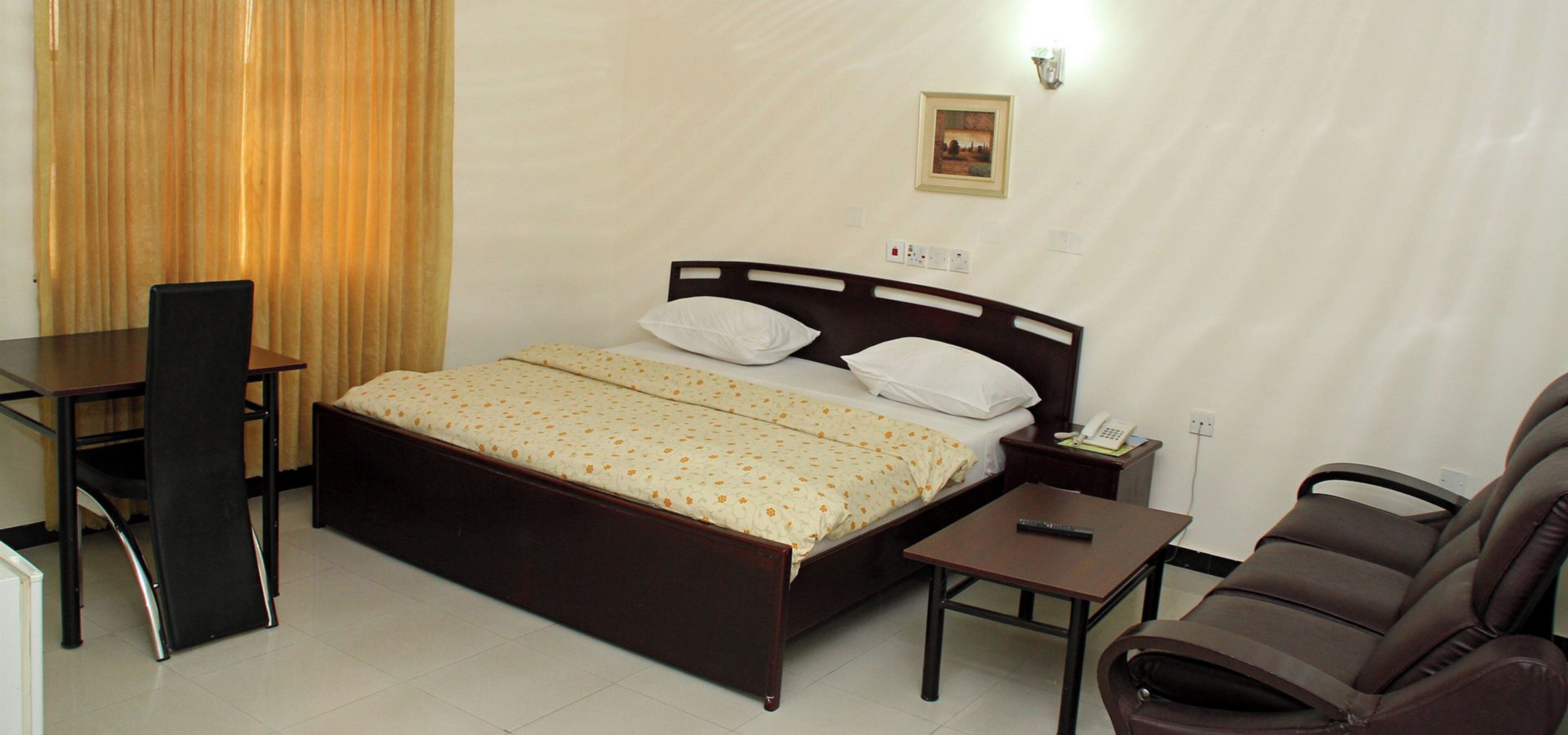 Executive Room | 1 bedroom, desk, laptop workspace, free WiFi