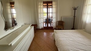 3 bedrooms, WiFi (free), bed sheets - Apartment Elina Livanates (Lokroi)