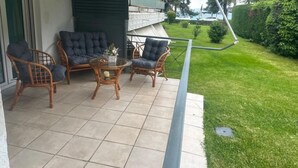 Terrace/patio - Apartment Irini Kamena Vourla (Kamena Vourla)