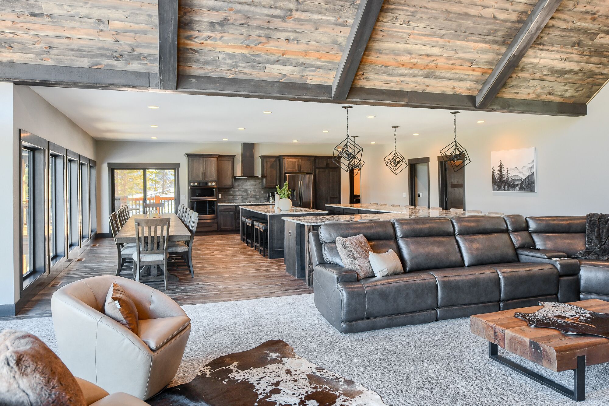 智能电视、壁炉