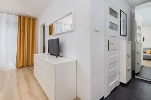 Living room - Sunny Studio Opolska by Renters (Gdansk)