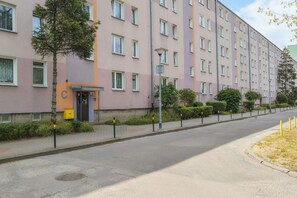 Exterior - Sunny Studio Opolska by Renters (Gdansk)