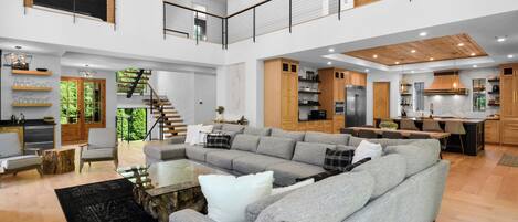 Smart-tv en een open haard