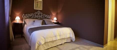 Deluxe Double Room, 1 King Bed | Egyptian cotton sheets, premium bedding, down duvets, memory-foam beds