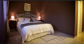 Deluxe-Doppelzimmer, 1 King-Bett | 1 Schlafzimmer, Bettwäsche aus ägyptischer Baumwolle